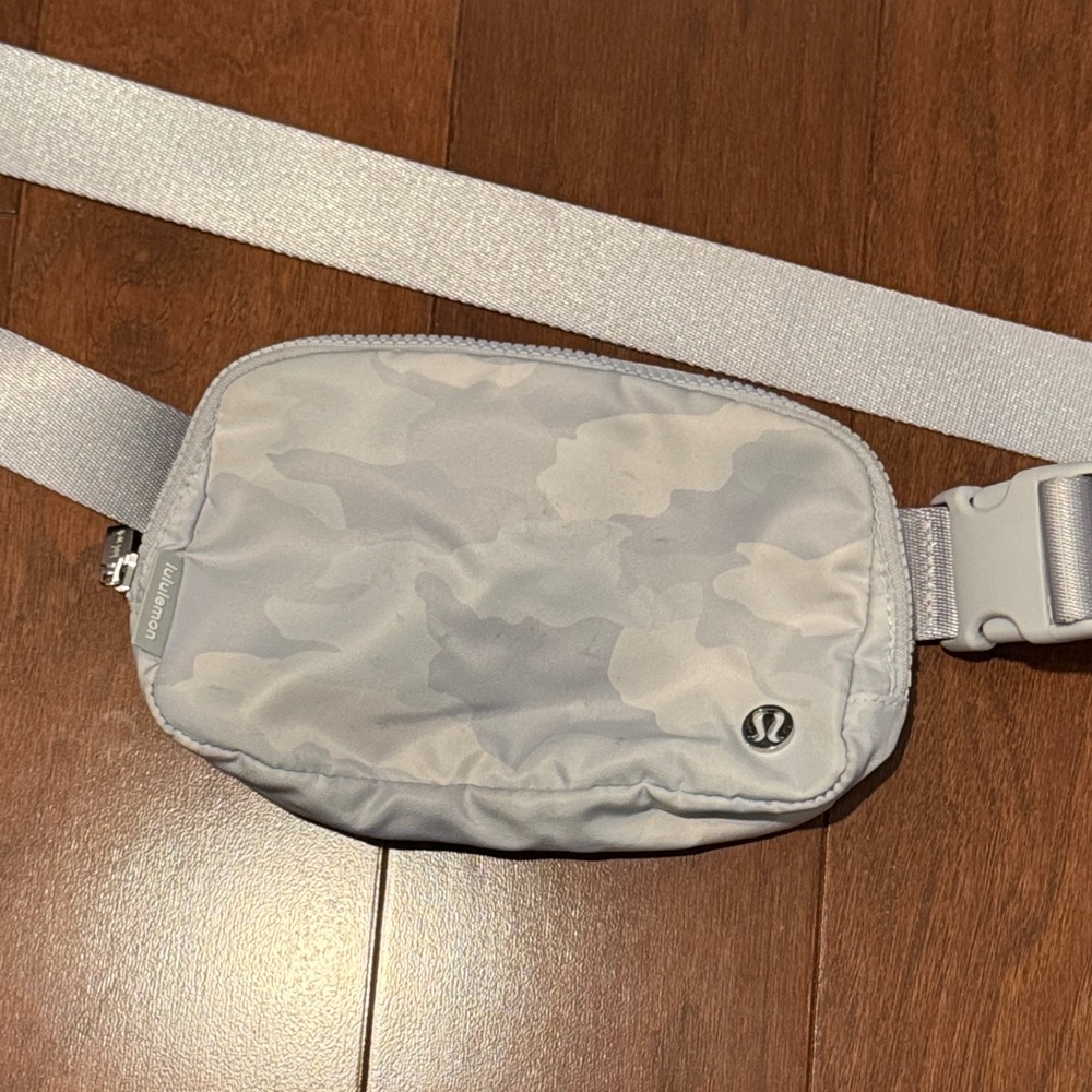 lululemon athletica Light Gray white Camo Belt Bag